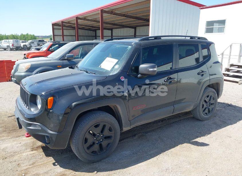 Photo 12 of 2018 Jeep Renegade TRAILHAWK 4X4 (VIN ZACCJBCB0JPG78827)