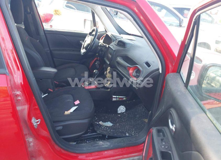 Photo 5 of 2018 Jeep Renegade TRAILHAWK 4X4 (VIN ZACCJBCB0JPG84031)