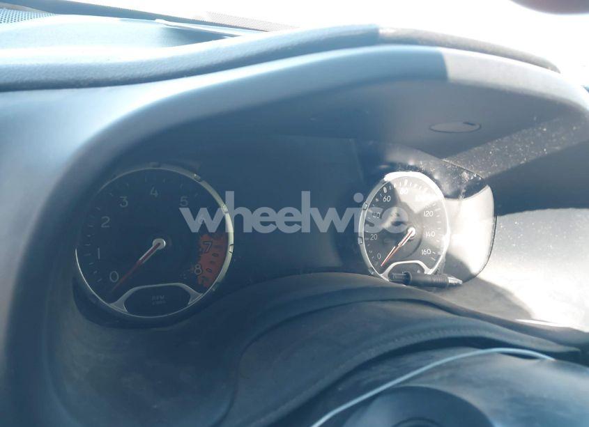 Photo 7 of 2018 Jeep Renegade TRAILHAWK 4X4 (VIN ZACCJBCB0JPG84031)