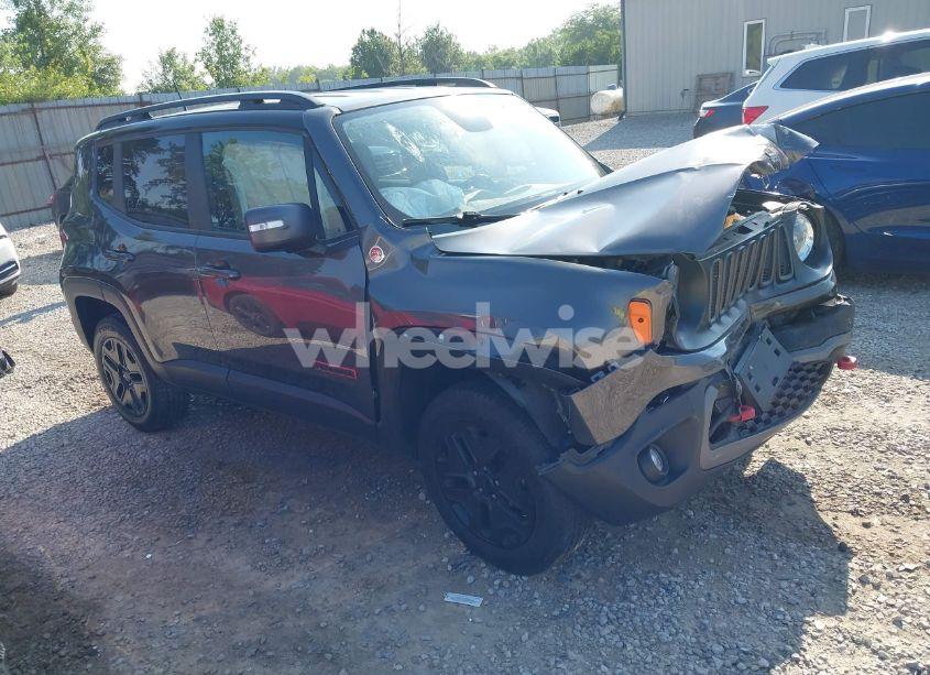 2018 Jeep Renegade TRAILHAWK 4X4 (VIN ZACCJBCB1JPH50649) main photo