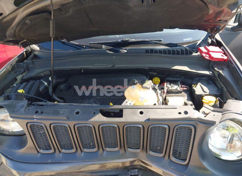 Photo 10 of 2018 Jeep Renegade TRAILHAWK 4X4 (VIN ZACCJBCB1JPH50649)