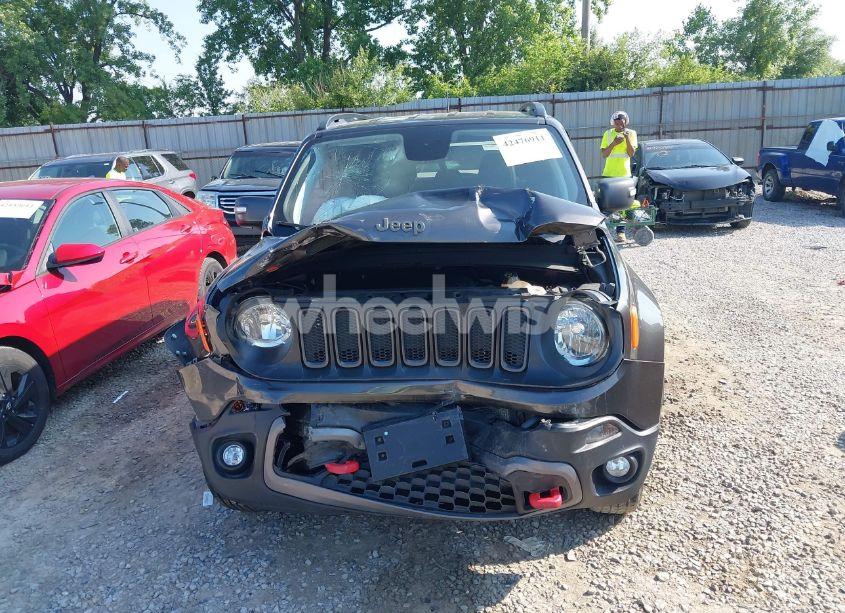 Photo 13 of 2018 Jeep Renegade TRAILHAWK 4X4 (VIN ZACCJBCB1JPH50649)
