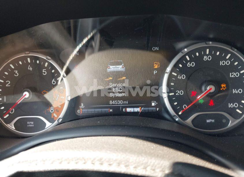 Photo 7 of 2018 Jeep Renegade TRAILHAWK 4X4 (VIN ZACCJBCB1JPH50649)