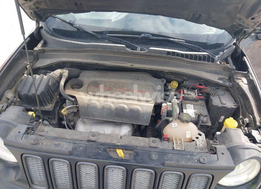 Photo 10 of 2017 Jeep Renegade TRAILHAWK 4X4 (VIN ZACCJBCB2HPF51653)