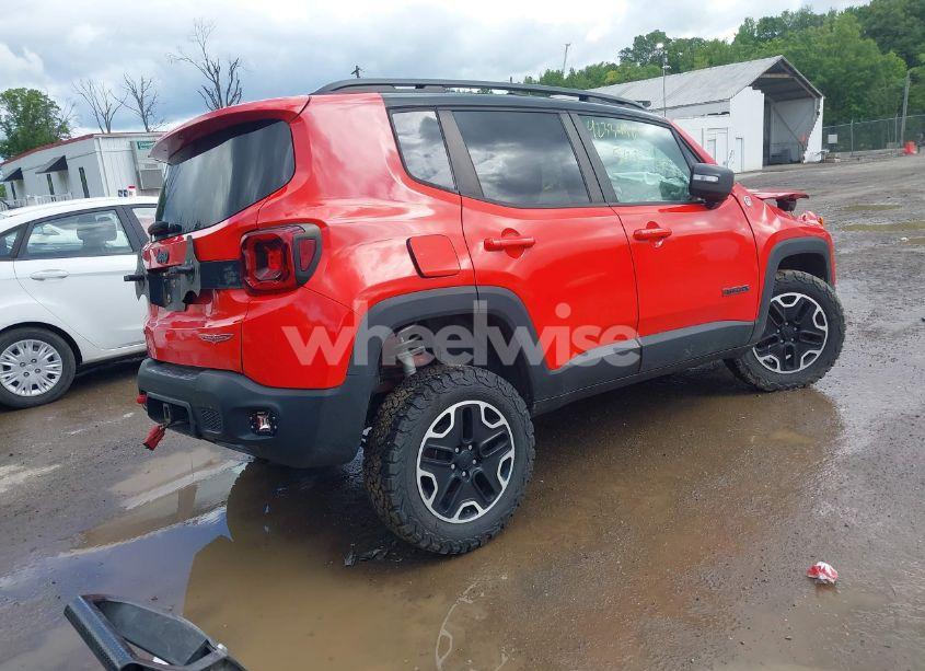 Photo 4 of 2017 Jeep Renegade TRAILHAWK 4X4 (VIN ZACCJBCB2HPG00852)