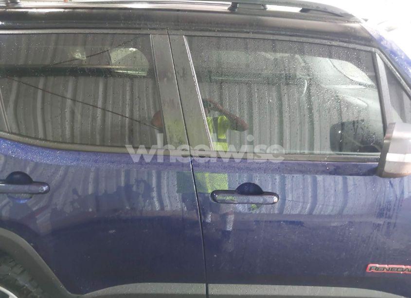 Photo 13 of 2017 Jeep Renegade TRAILHAWK 4X4 (VIN ZACCJBCB5HPE71165)