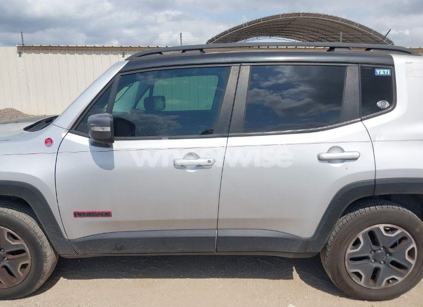 Photo 14 of 2017 Jeep Renegade TRAILHAWK 4X4 (VIN ZACCJBCB6HPE63267)