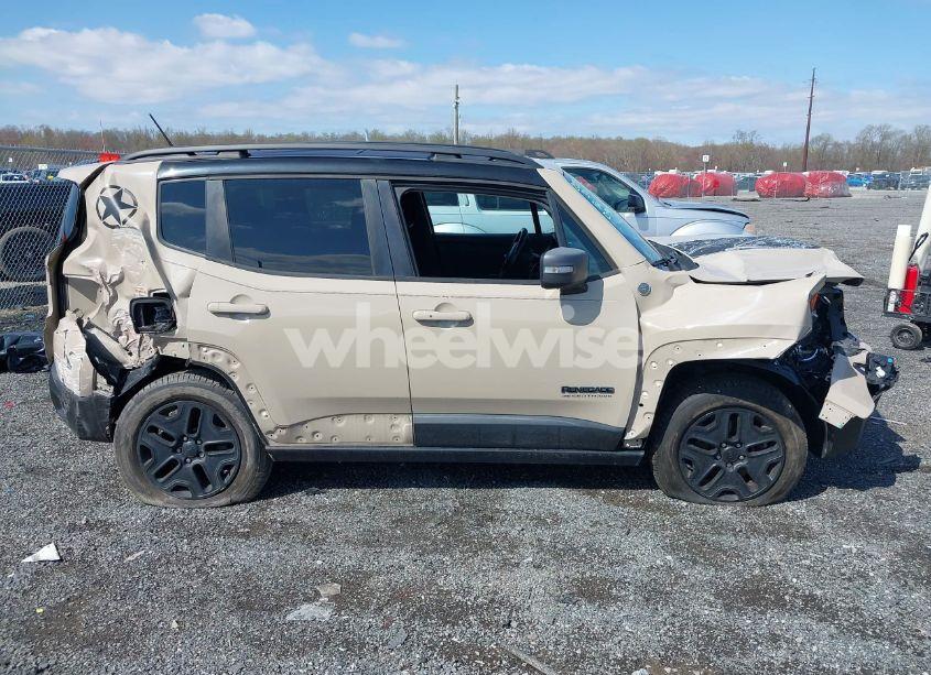 Photo 13 of 2017 Jeep Renegade DESERTHAWK 4X4 (VIN ZACCJBCB6HPE84958)