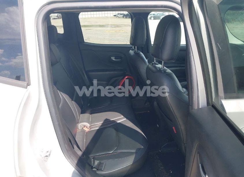 Photo 8 of 2017 Jeep Renegade TRAILHAWK 4X4 (VIN ZACCJBCB7HPG07800)