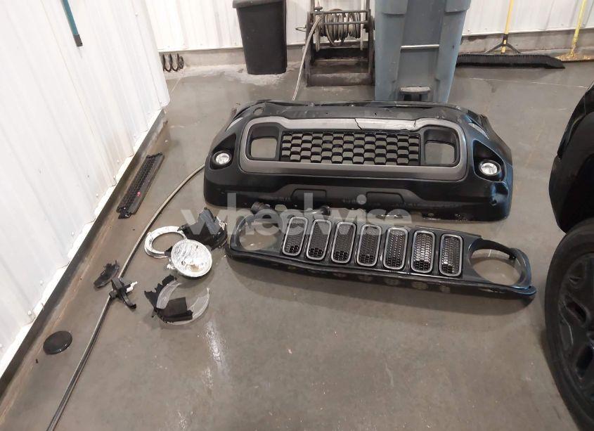 Photo 12 of 2018 Jeep Renegade TRAILHAWK 4X4 (VIN ZACCJBCB7JPH91187)