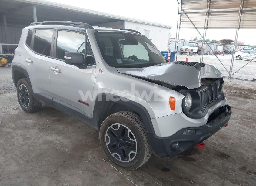 2017 Jeep Renegade TRAILHAWK 4X4 (VIN ZACCJBCB8HPE82127) main photo