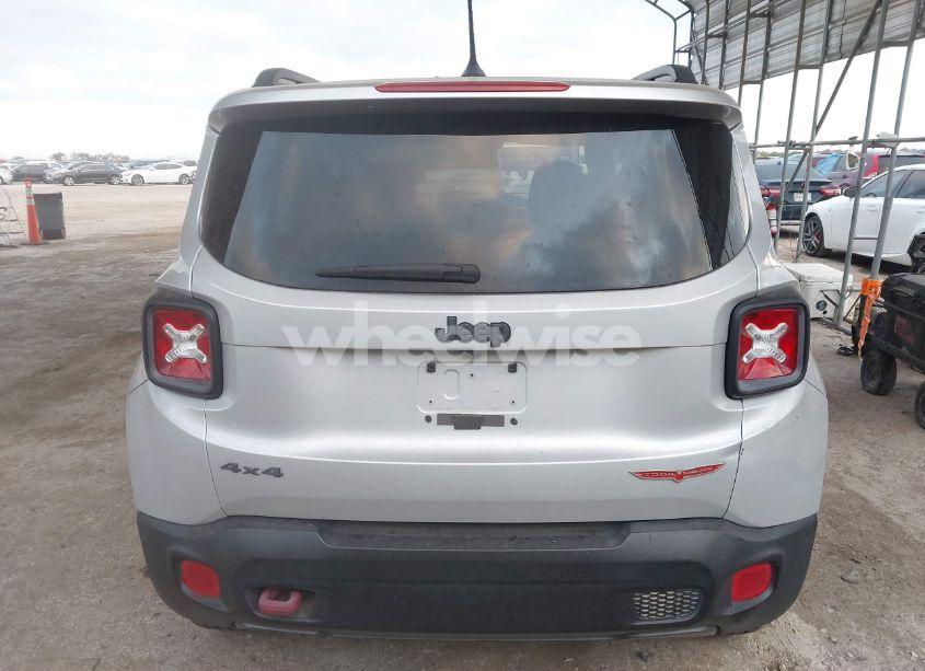 Photo 16 of 2017 Jeep Renegade TRAILHAWK 4X4 (VIN ZACCJBCB8HPE82127)