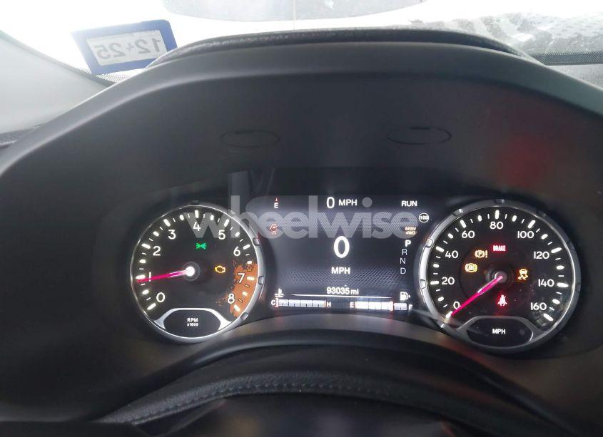 Photo 7 of 2017 Jeep Renegade TRAILHAWK 4X4 (VIN ZACCJBCB8HPE82127)