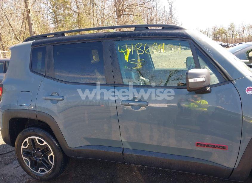 Photo 13 of 2017 Jeep Renegade TRAILHAWK 4X4 (VIN ZACCJBCB8HPE88025)