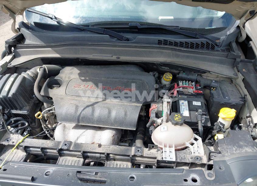 Photo 10 of 2017 Jeep Renegade DESERTHAWK 4X4 (VIN ZACCJBCB8HPE88509)