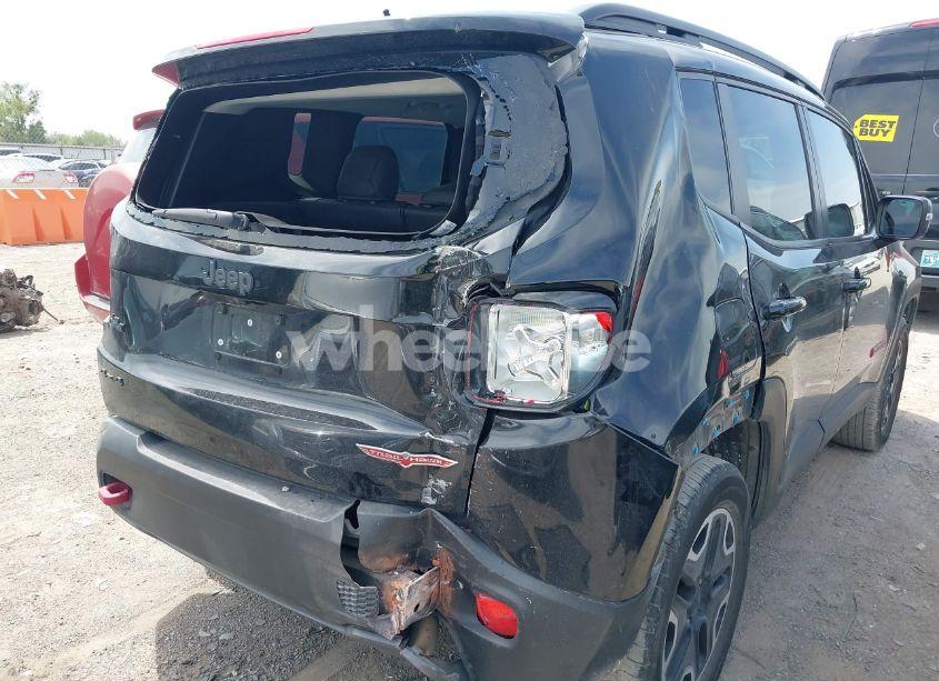 Photo 12 of 2016 Jeep Renegade TRAILHAWK (VIN ZACCJBCT3GPD11390)