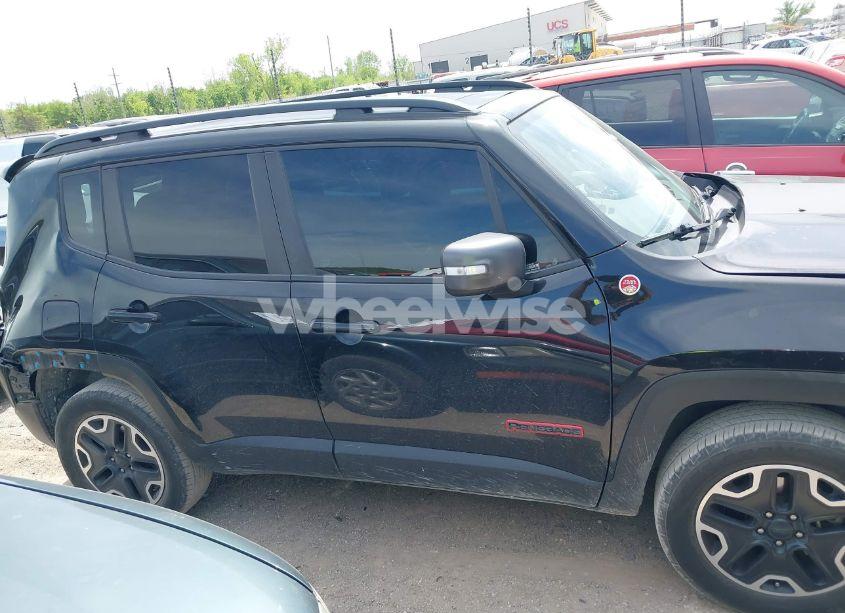 Photo 14 of 2016 Jeep Renegade TRAILHAWK (VIN ZACCJBCT3GPD11390)