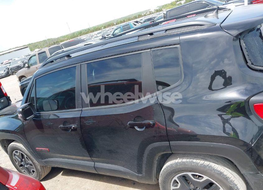 Photo 15 of 2016 Jeep Renegade TRAILHAWK (VIN ZACCJBCT3GPD11390)