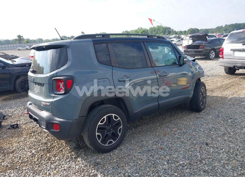 Photo 4 of 2016 Jeep Renegade TRAILHAWK (VIN ZACCJBCT7GPD56736)