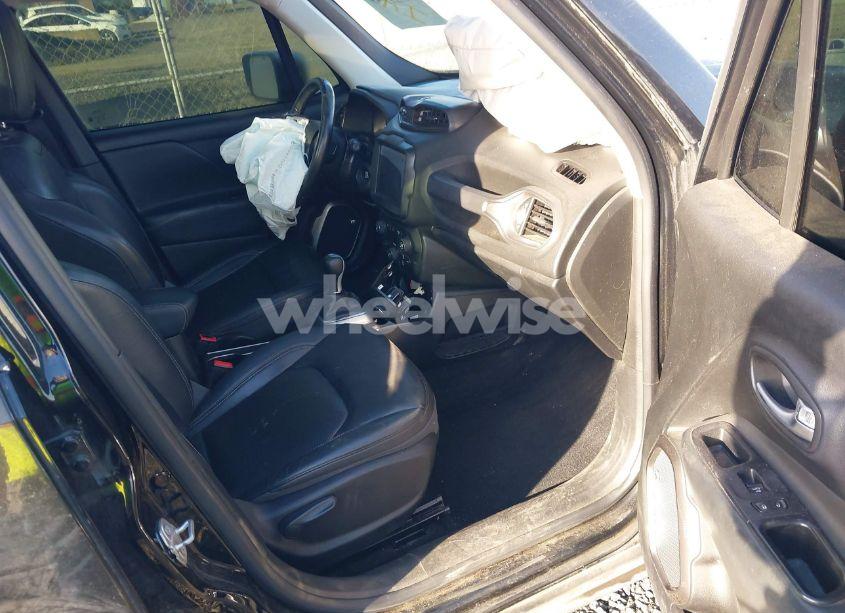 Photo 5 of 2018 Jeep Renegade LIMITED 4X4 (VIN ZACCJBDB4JPH33777)