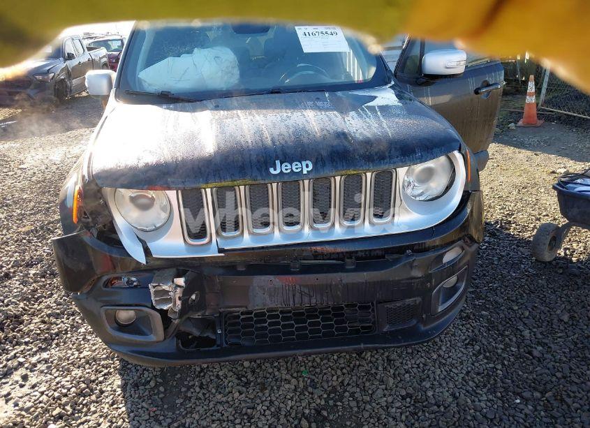 Photo 6 of 2018 Jeep Renegade LIMITED 4X4 (VIN ZACCJBDB4JPH33777)