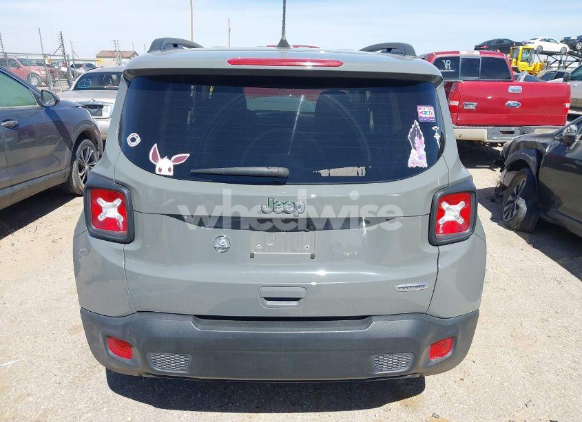 Photo 16 of 2020 Jeep Renegade LATITUDE FWD (VIN ZACNJABB2LPL80283)