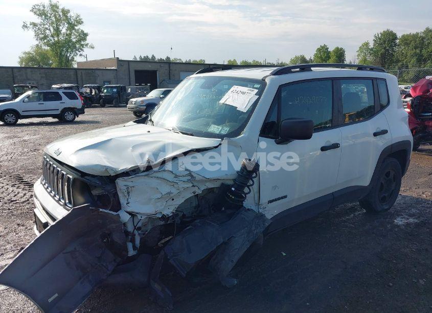 Photo 2 of 2019 Jeep Renegade SPORT 4X4 (VIN ZACNJBAB0KPK82911)