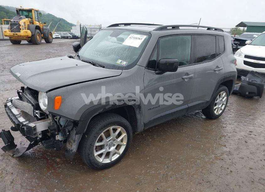 Photo 2 of 2020 Jeep Renegade SPORT 4X4 (VIN ZACNJBAB1LPL94733)