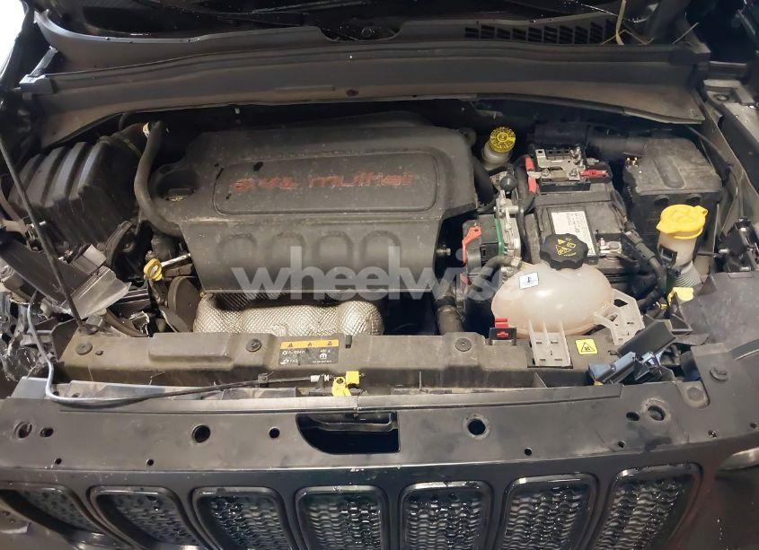 Photo 10 of 2020 Jeep Renegade UPLAND 4X4 (VIN ZACNJBAB5LPL21798)
