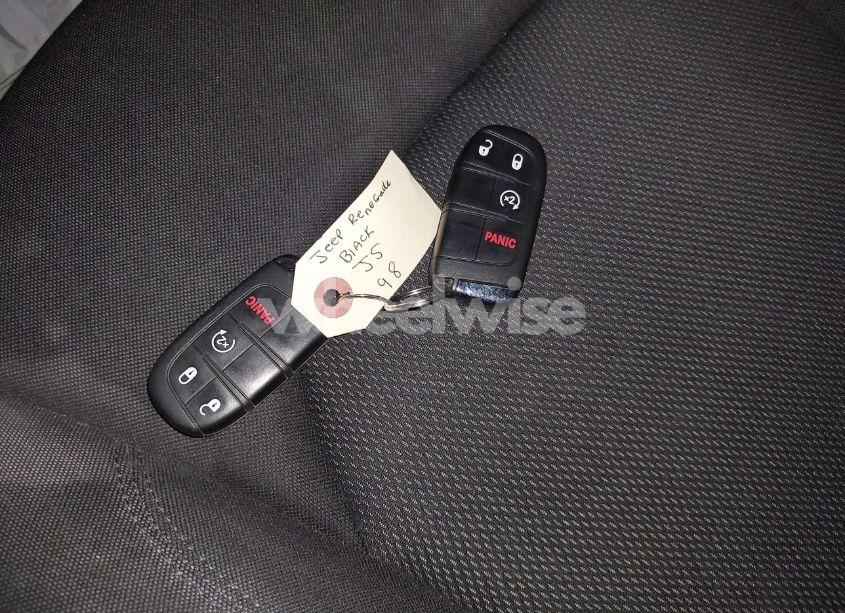 Photo 11 of 2020 Jeep Renegade UPLAND 4X4 (VIN ZACNJBAB5LPL21798)