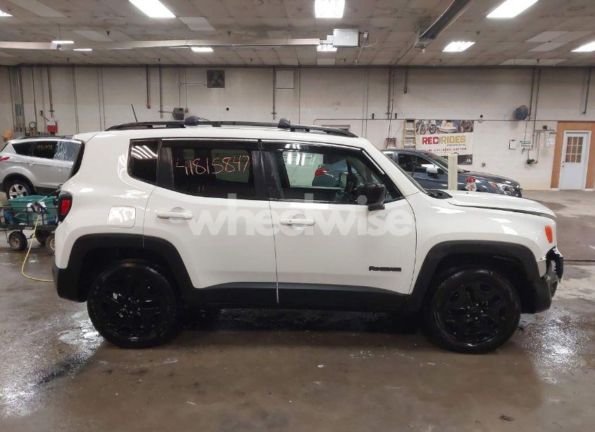 Photo 13 of 2020 Jeep Renegade UPLAND 4X4 (VIN ZACNJBAB6LPL92993)