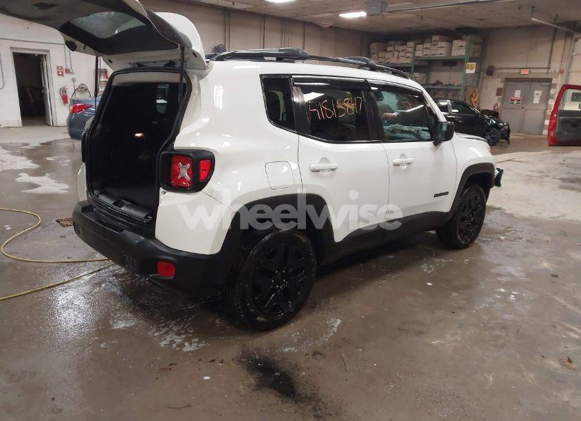 Photo 4 of 2020 Jeep Renegade UPLAND 4X4 (VIN ZACNJBAB6LPL92993)
