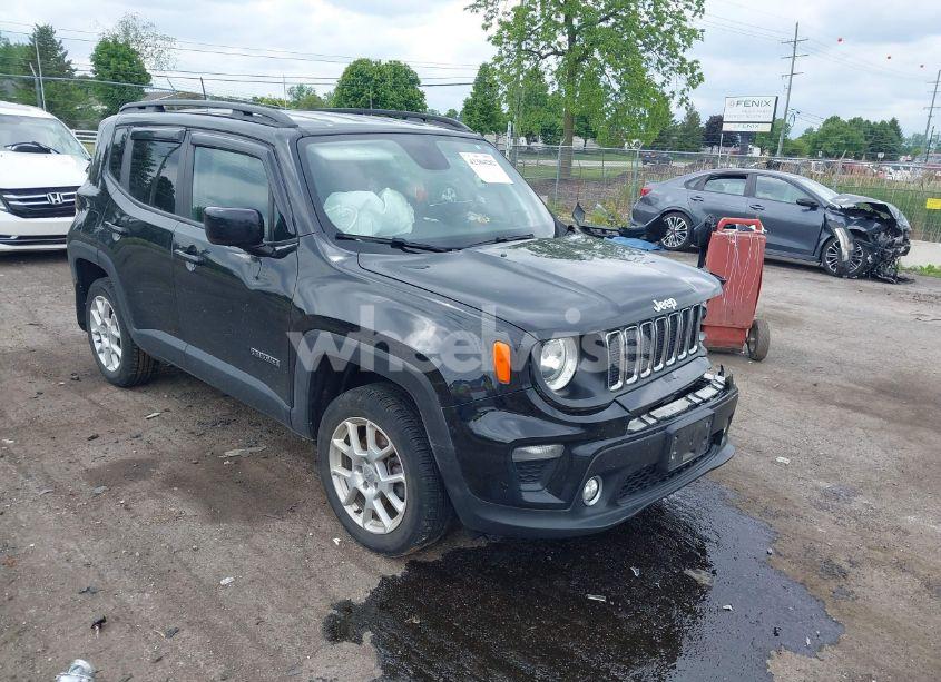 2020 Jeep Renegade LATITUDE 4X4 (VIN ZACNJBBB4LPL28305) main photo