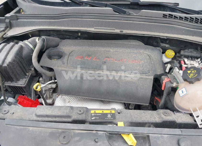 Photo 10 of 2020 Jeep Renegade LATITUDE 4X4 (VIN ZACNJBBB4LPL28305)