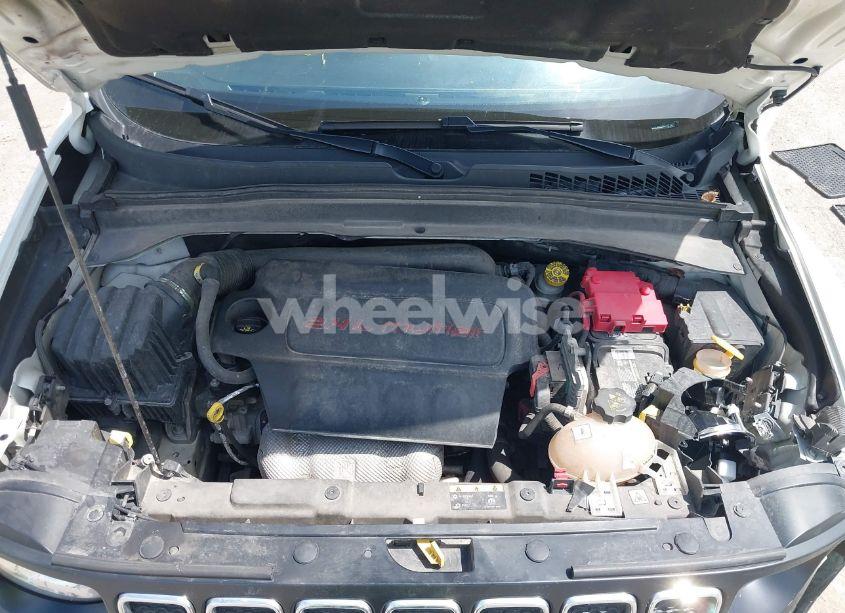 Photo 10 of 2019 Jeep Renegade LATITUDE 4X4 (VIN ZACNJBBB6KPK81437)