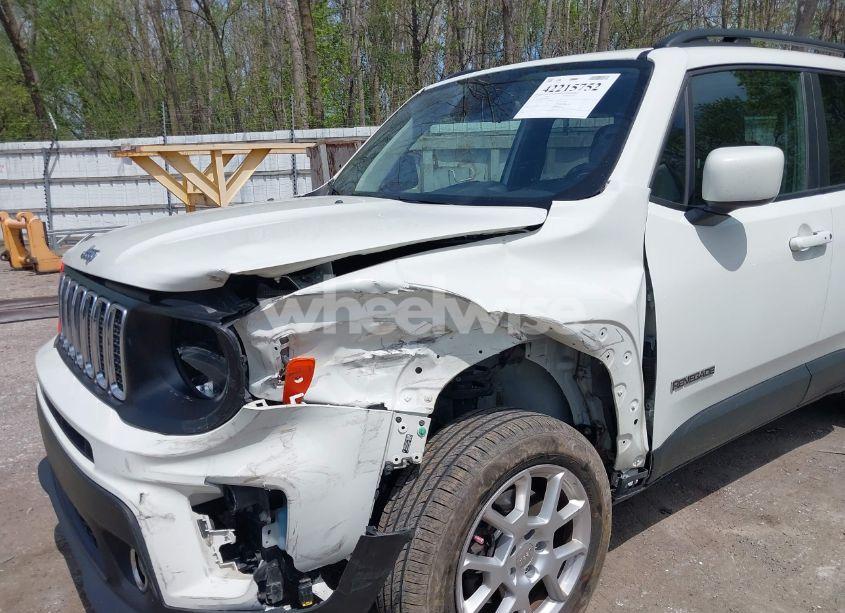 Photo 6 of 2019 Jeep Renegade LATITUDE 4X4 (VIN ZACNJBBB6KPK81437)