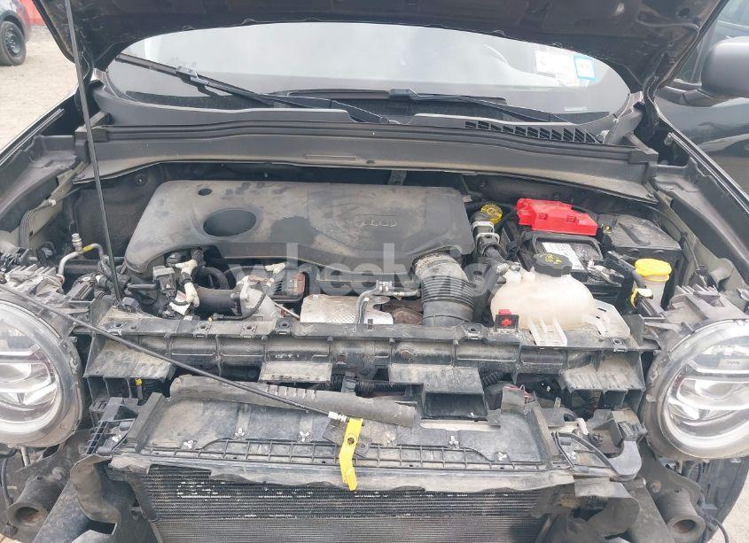 Photo 10 of 2019 Jeep Renegade TRAILHAWK 4X4 (VIN ZACNJBC14KPK76923)