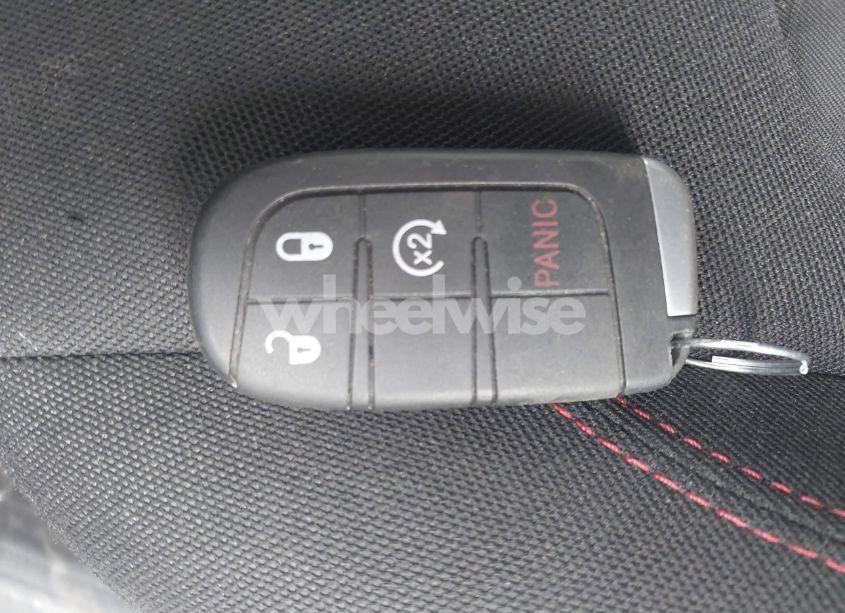 Photo 11 of 2019 Jeep Renegade TRAILHAWK 4X4 (VIN ZACNJBC14KPK76923)