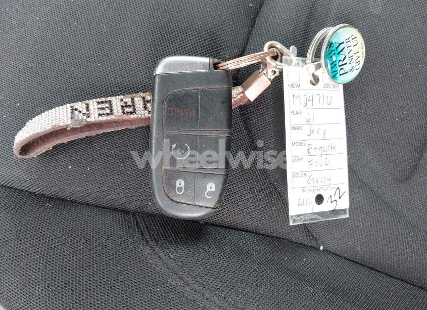 Photo 11 of 2021 Jeep Renegade LATITUDE FWD (VIN ZACNJCBB2MPM24716)