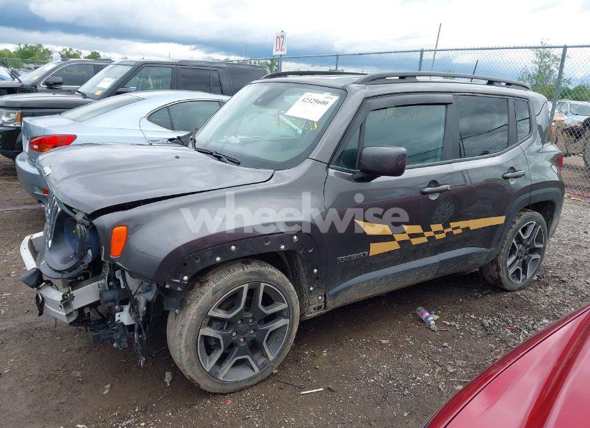 Photo 14 of 2021 Jeep Renegade LATITUDE FWD (VIN ZACNJCBB2MPM24716)