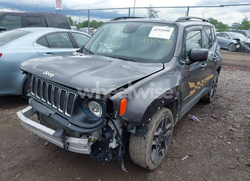 Photo 2 of 2021 Jeep Renegade LATITUDE FWD (VIN ZACNJCBB2MPM24716)