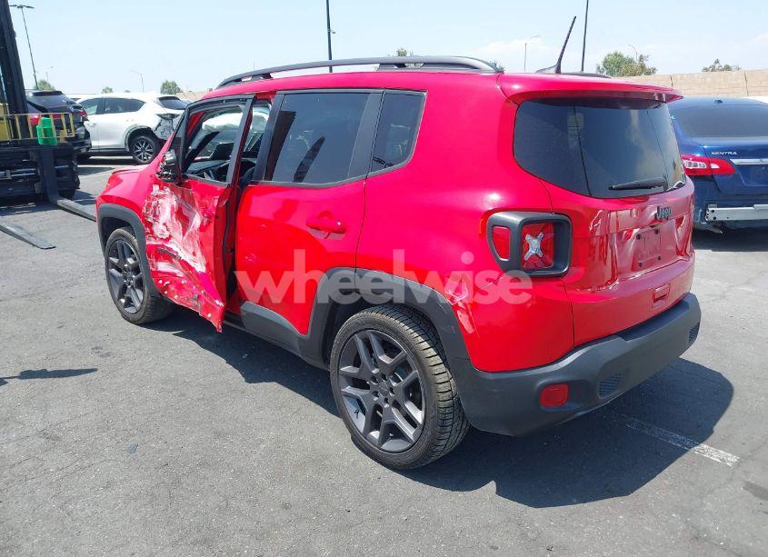 Photo 3 of 2021 Jeep Renegade LATITUDE FWD (VIN ZACNJCBB4MPM32798)