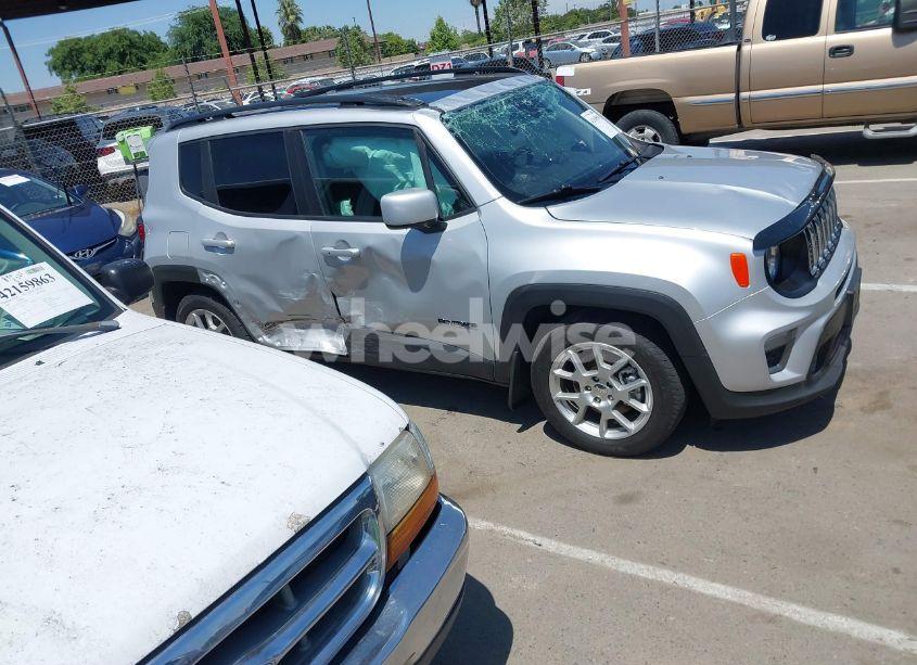 Photo 12 of 2021 Jeep Renegade LATITUDE FWD (VIN ZACNJCBB8MPN10712)
