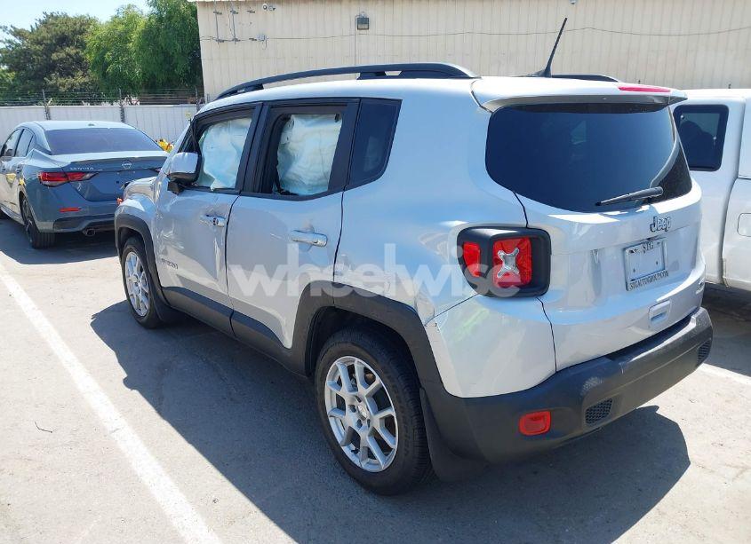 Photo 3 of 2021 Jeep Renegade LATITUDE FWD (VIN ZACNJCBB8MPN10712)