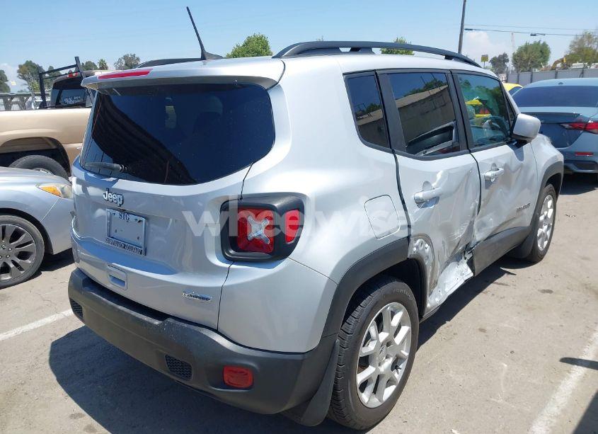 Photo 4 of 2021 Jeep Renegade LATITUDE FWD (VIN ZACNJCBB8MPN10712)