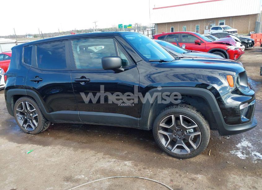 Photo 13 of 2021 Jeep Renegade JEEPSTER 4X4 (VIN ZACNJDAB1MPN28069)