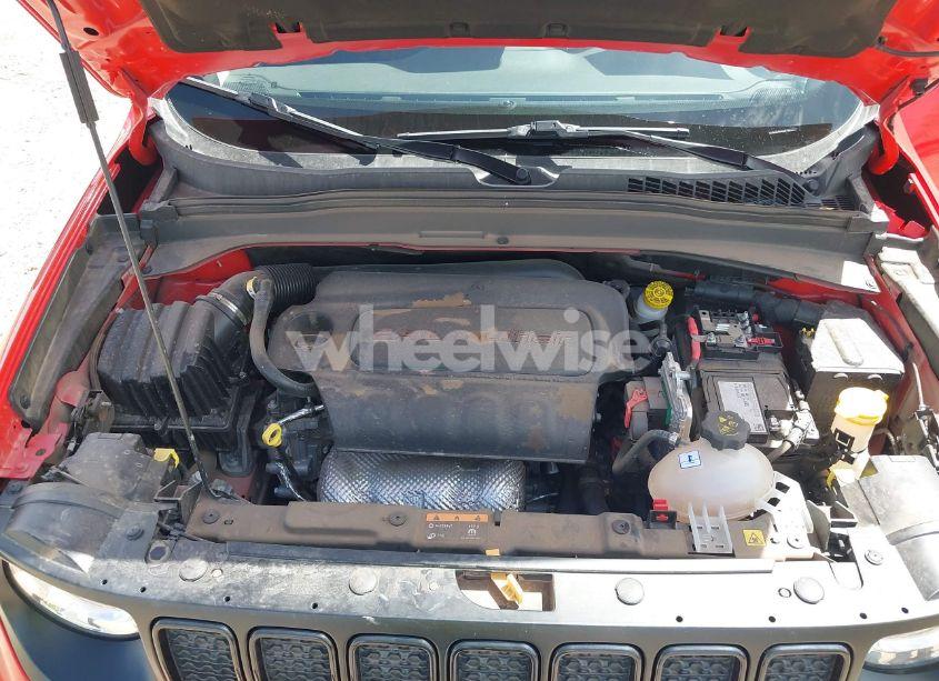 Photo 10 of 2021 Jeep Renegade JEEPSTER 4X4 (VIN ZACNJDAB4MPM26829)