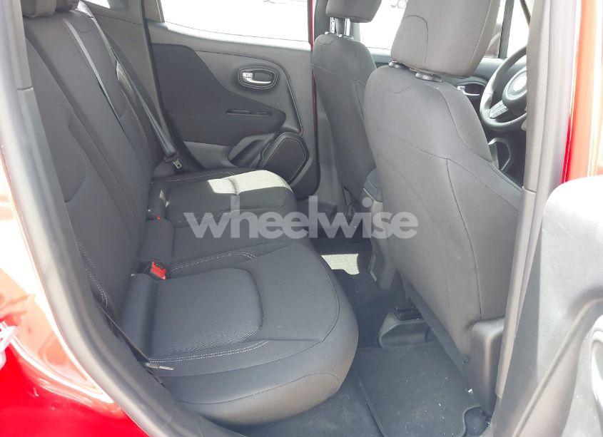 Photo 8 of 2021 Jeep Renegade JEEPSTER 4X4 (VIN ZACNJDAB4MPM26829)