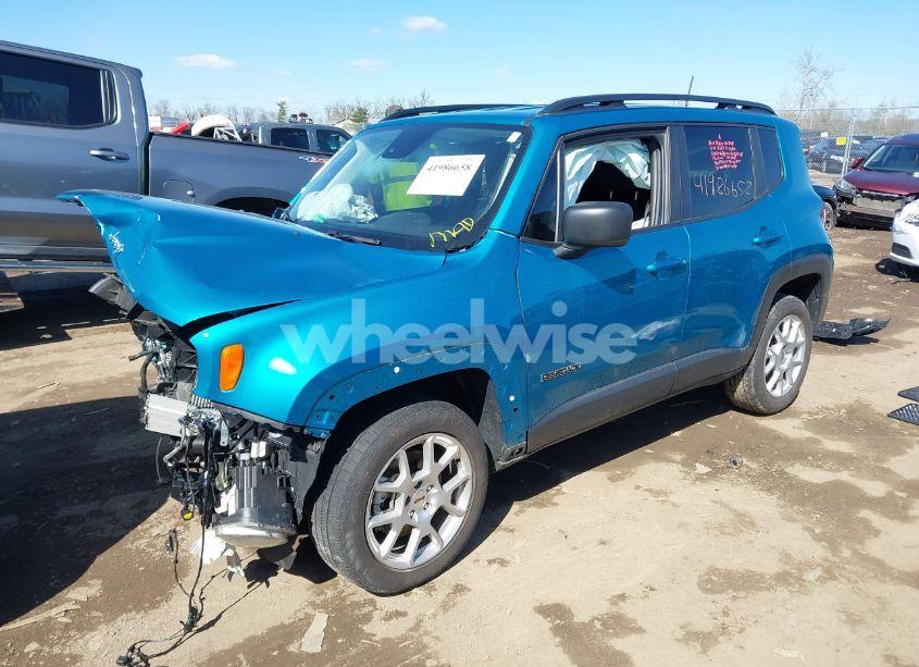Photo 2 of 2022 Jeep Renegade LATITUDE 4X4 (VIN ZACNJDB16NPN85990)