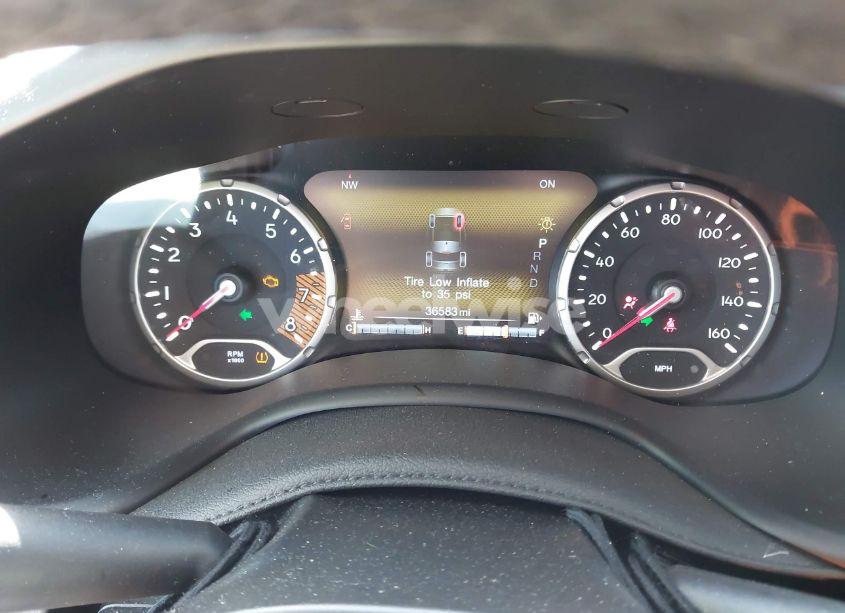 Photo 7 of 2022 Jeep Renegade LATITUDE 4X4 (VIN ZACNJDB16NPN85990)